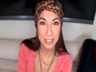 18 year old ava